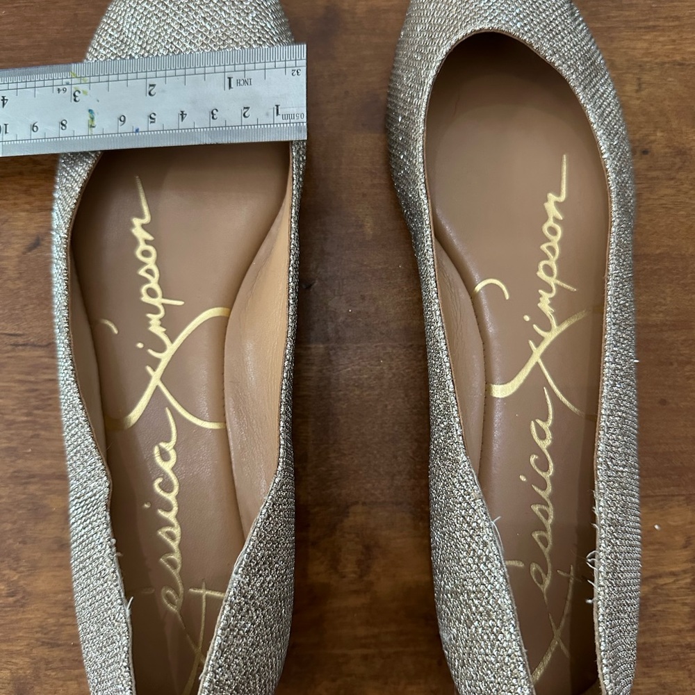 Jessica Simpson Glittering Silver shoes - Picture 4 of 4